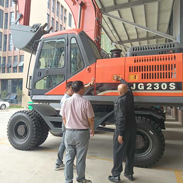 يرحب مصنع Jinggong Excavator Factory بالترحيب الحار بعملائه في المملكة العربية السعودية
